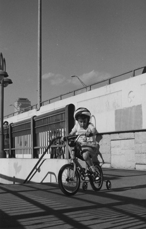 Kid_On_Bike